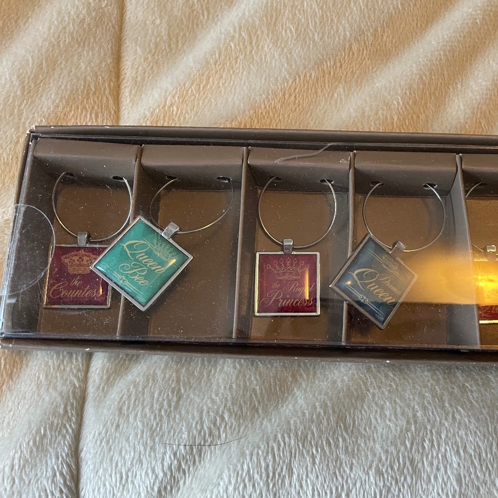 Brand New, Never Used, Six Wine Glass Tags - Picture 2 of 2